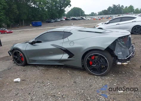2022 Chevrolet Corvette Stingray Rwd 3Lt from USA, damaged, VIN 1G1YC2D47N5104751